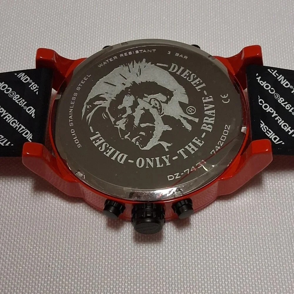 Diesel Mr. Daddy Three-Hand Silicone Watch – Model DZ7431